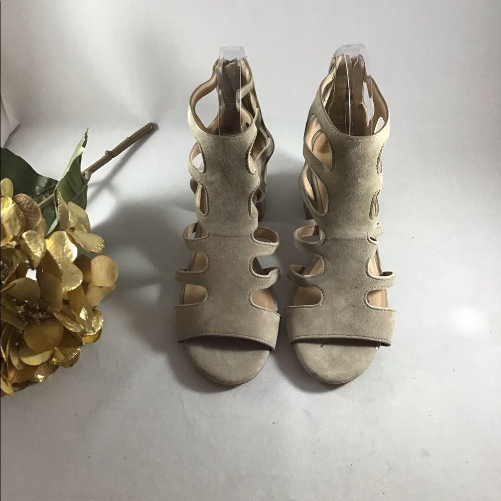 INC international concepts taupe suede heel size 7.5